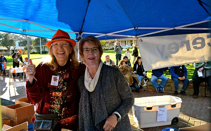 Volunteers at FNM